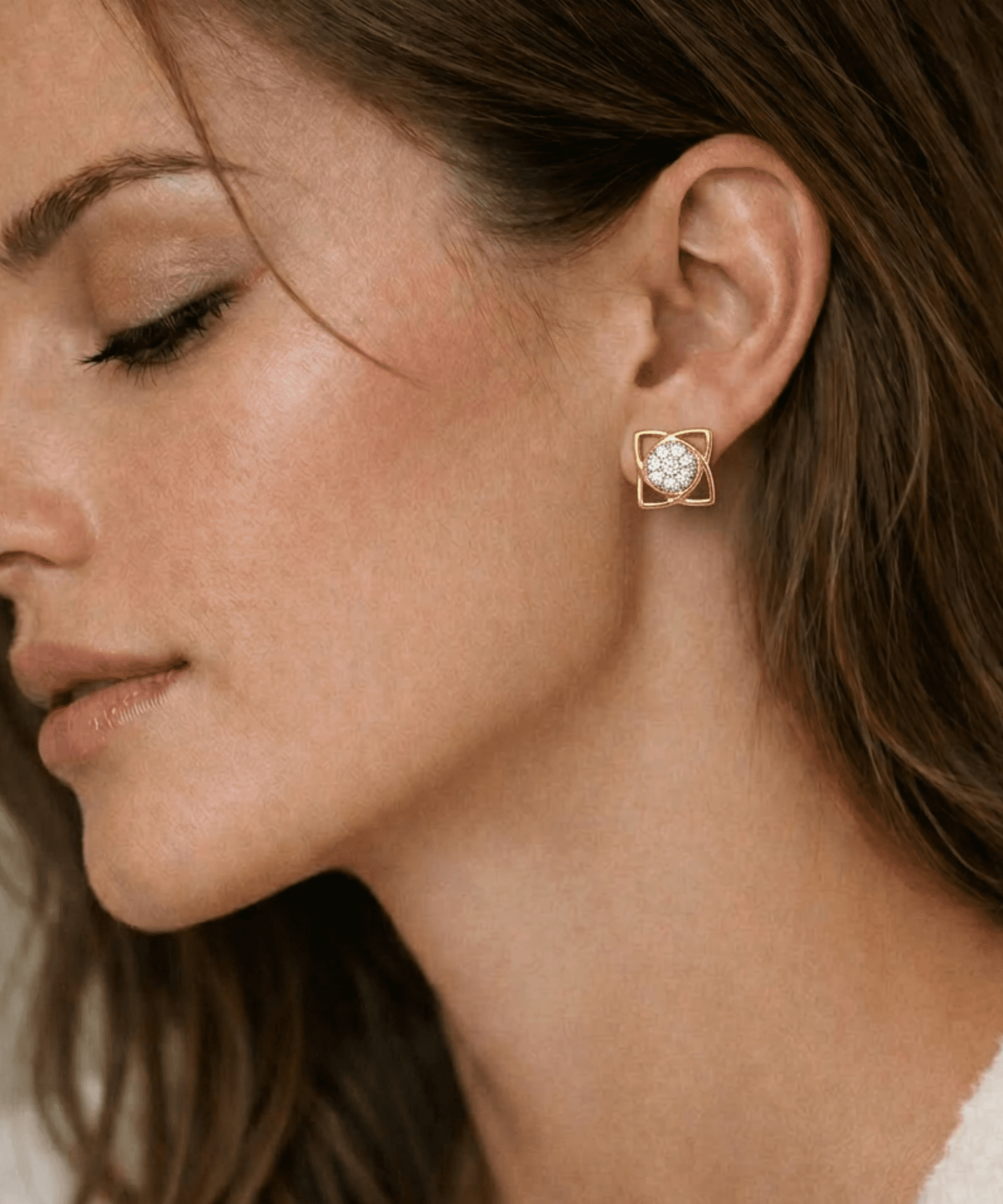 Geometric Halo Stud Earring thumbnail 2